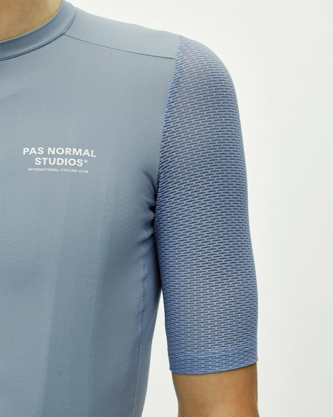 Pas Normal Studios | Men's Essential Light Jersey | MAGNET