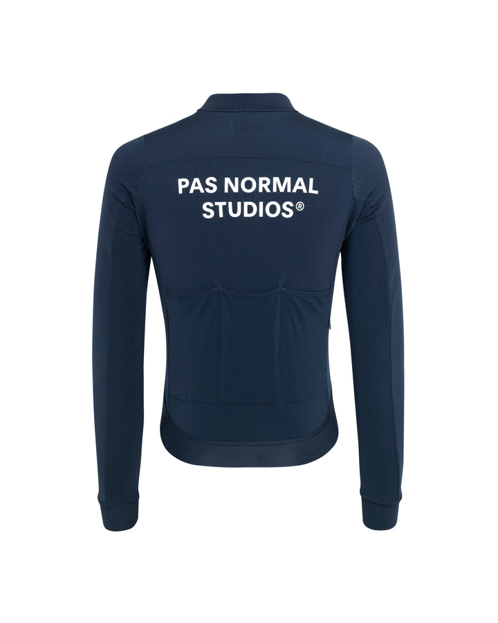 Men_Essential_Long-Sleeve-