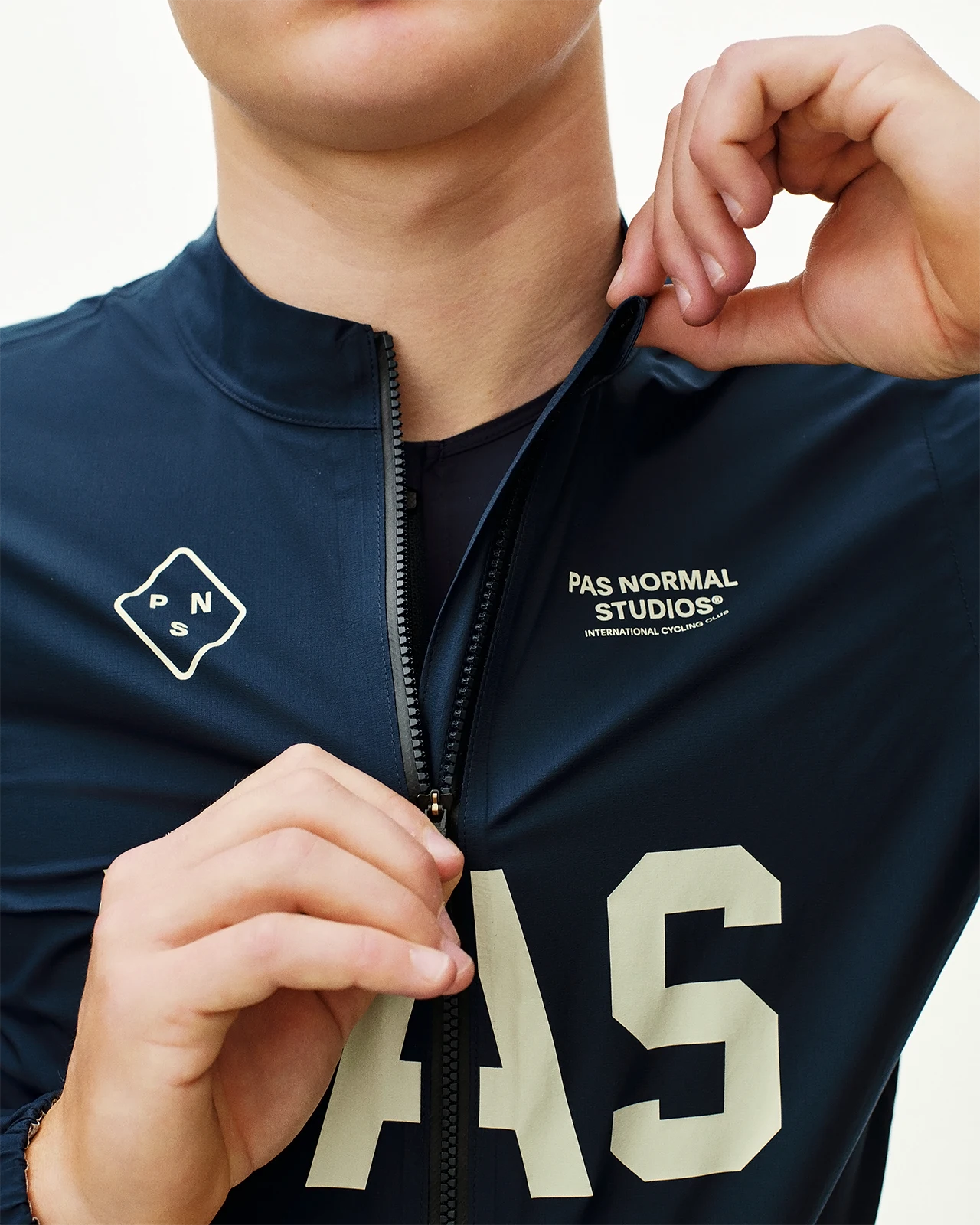 PAS NORMAL STUDIOS レインジャケット M パープル PAS NORMAL STUDIOS の Mechanism Rain Jacket（メカニズム・レイン