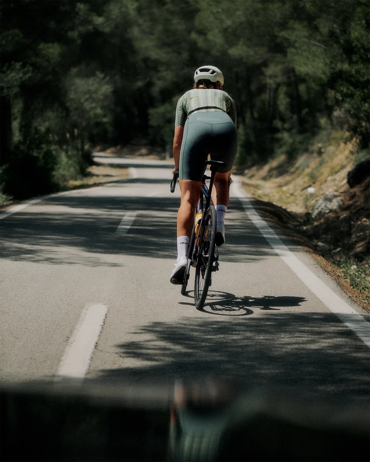 Solitude Studios ソリチュードスタジオ　パーカー　カーキ　XL Solitude Studios ソリチュードスタジオパーカーカーキXL