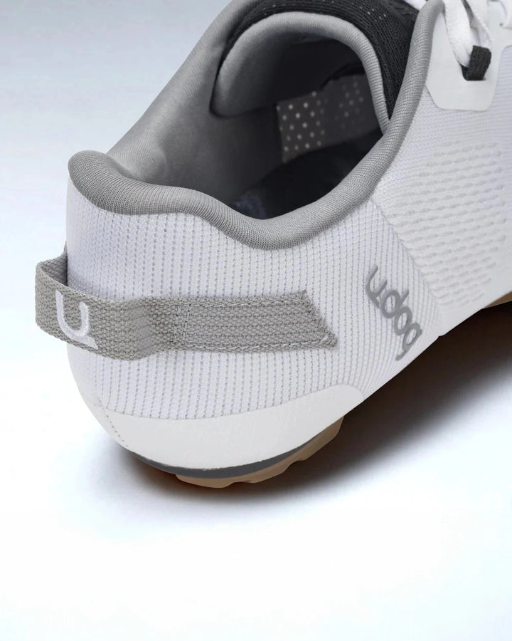UDOG | Distanza CARBON | MAGNET